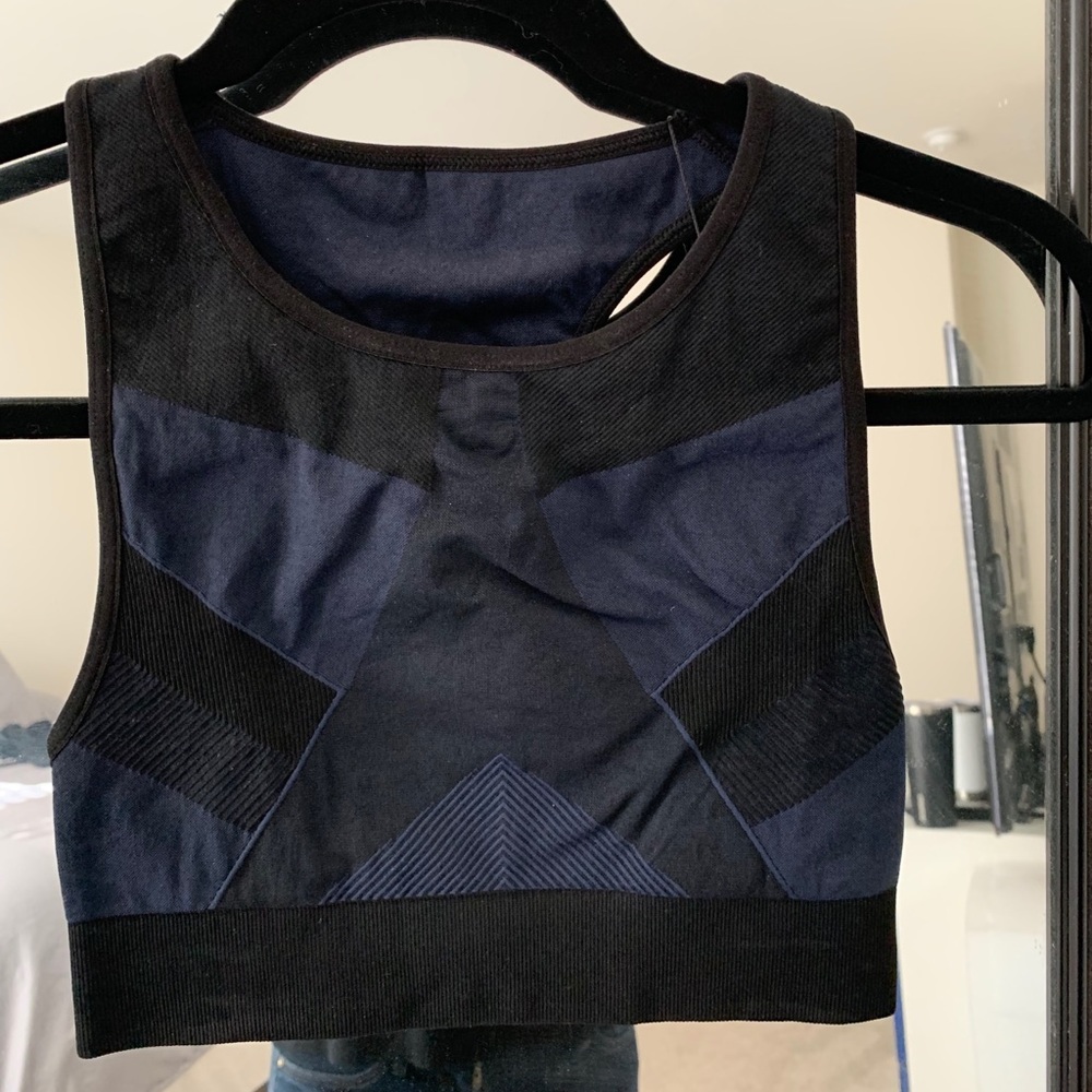 New Alala Sports Bra Small